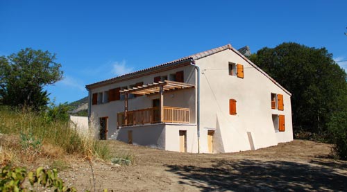 l'ancienne ferme Cornand est restaurée